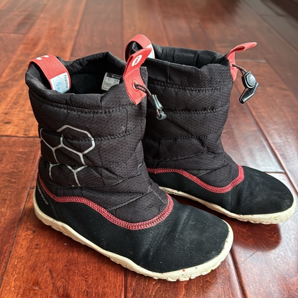 Vivo Barefoot boys waterproof boots size 33 - Picture 2 of 6